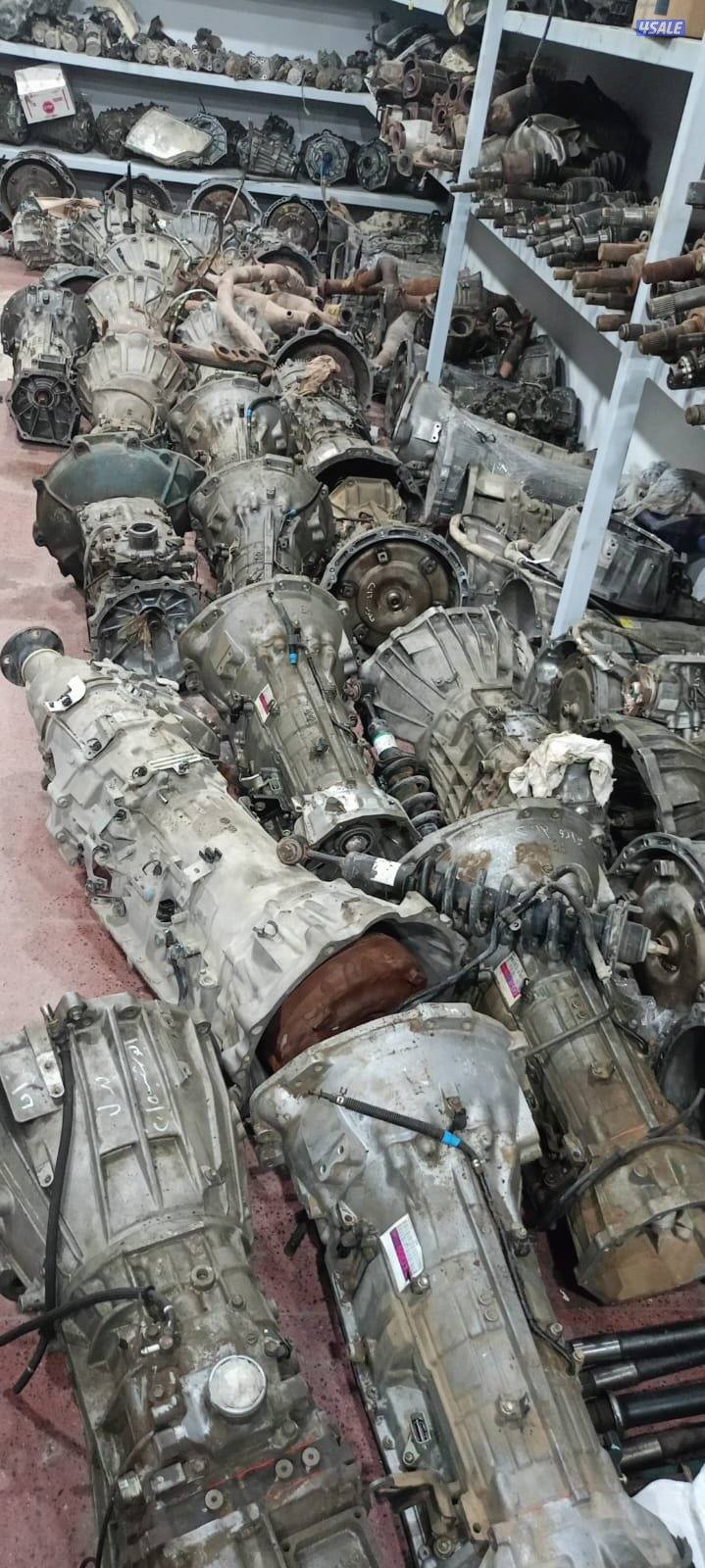 قطع غيار جيبات لاندكروزر براضو لكزس باترول افجي5