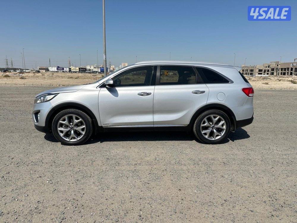 كيا سورينتو ٢٠١٧ كامل المواصفات بحالة ممتازة8