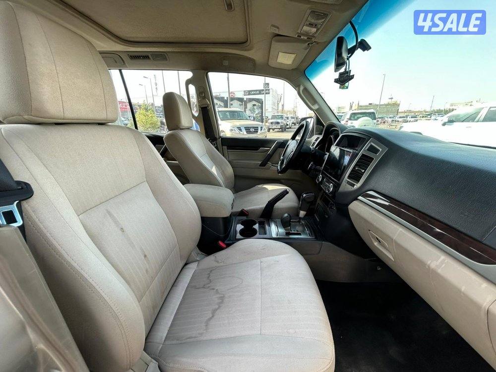 ميتسوبيشى باجيرو GLS -V6 موديل 2018 ماشى 202.000 k.m  وارد الملا .5