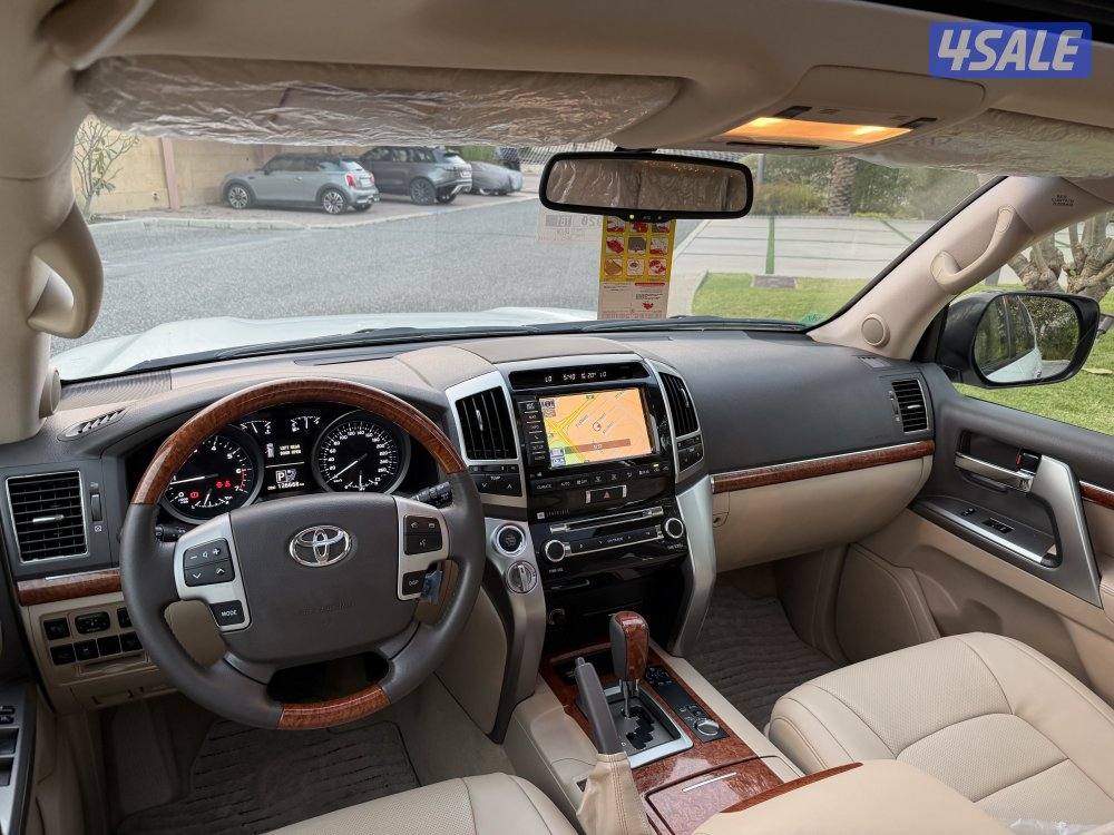 لاند كروزر VX.R عداد 126 صبغ الوكالة8