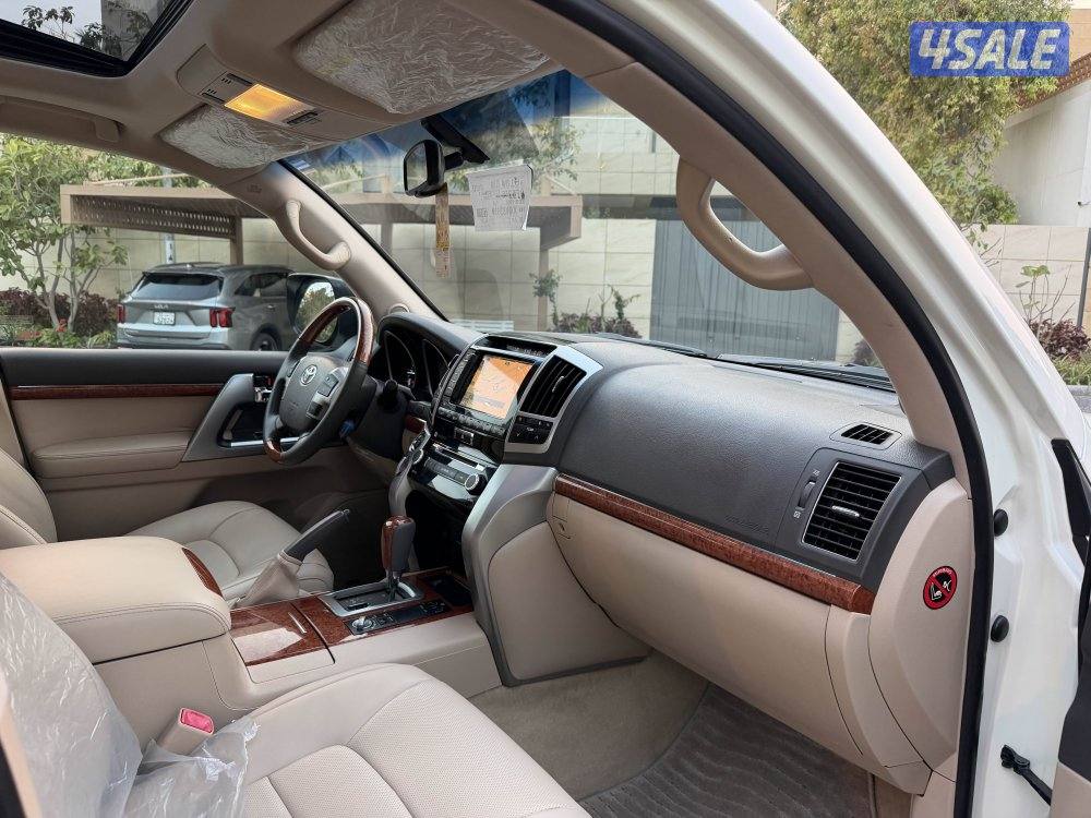 لاند كروزر VX.R عداد 126 صبغ الوكالة11