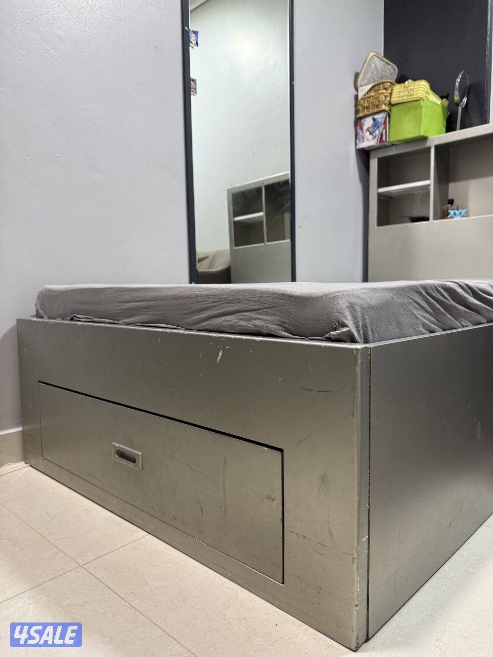 سرير للبيع2
