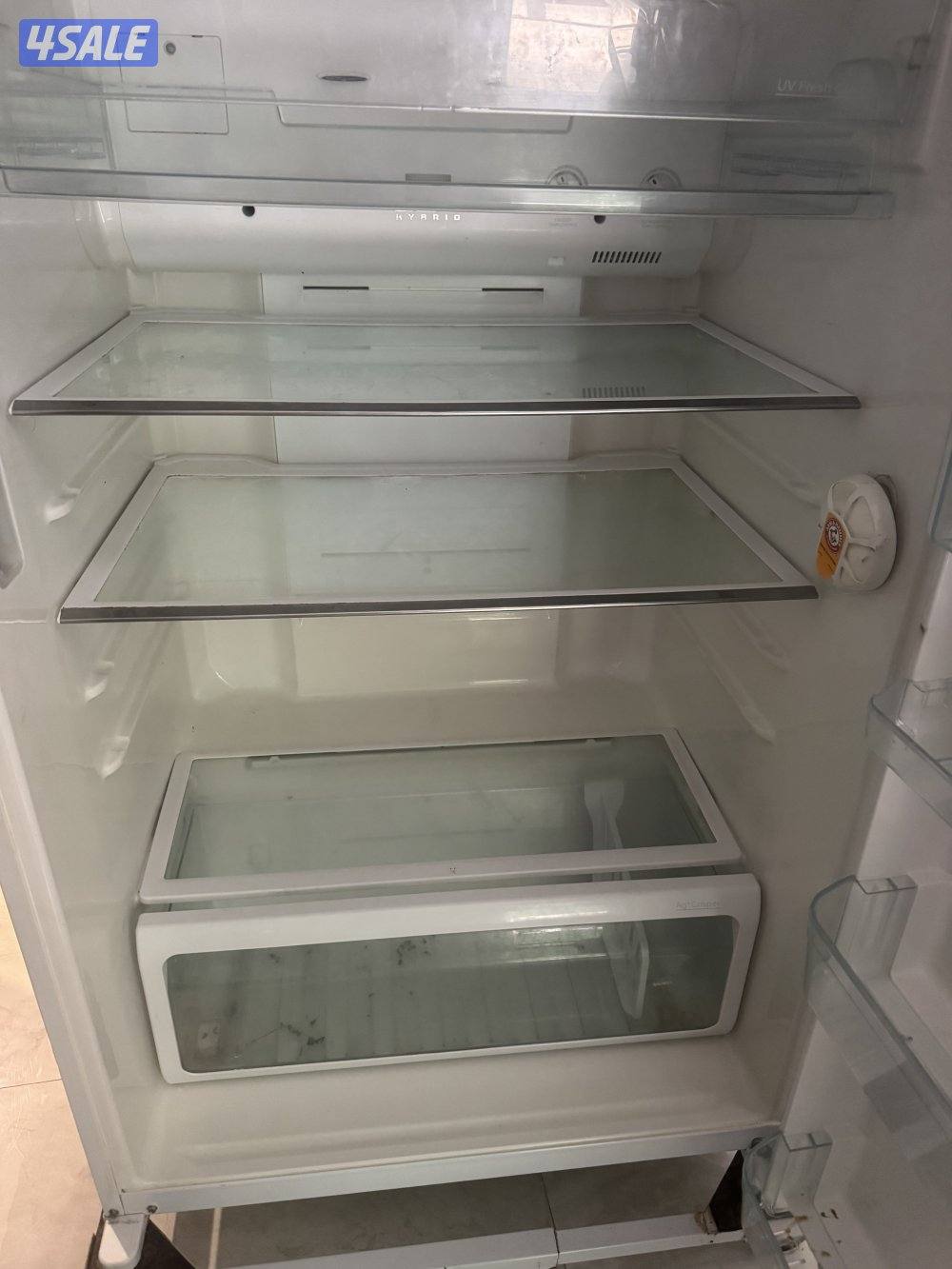 للبيع ثلاجة توشيبا0