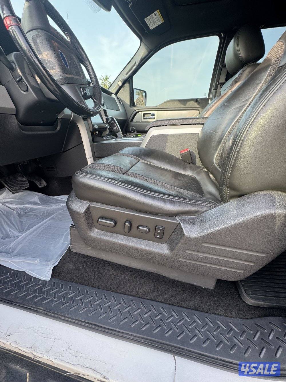 رابتر svt 2013 ماشي 131 الف8