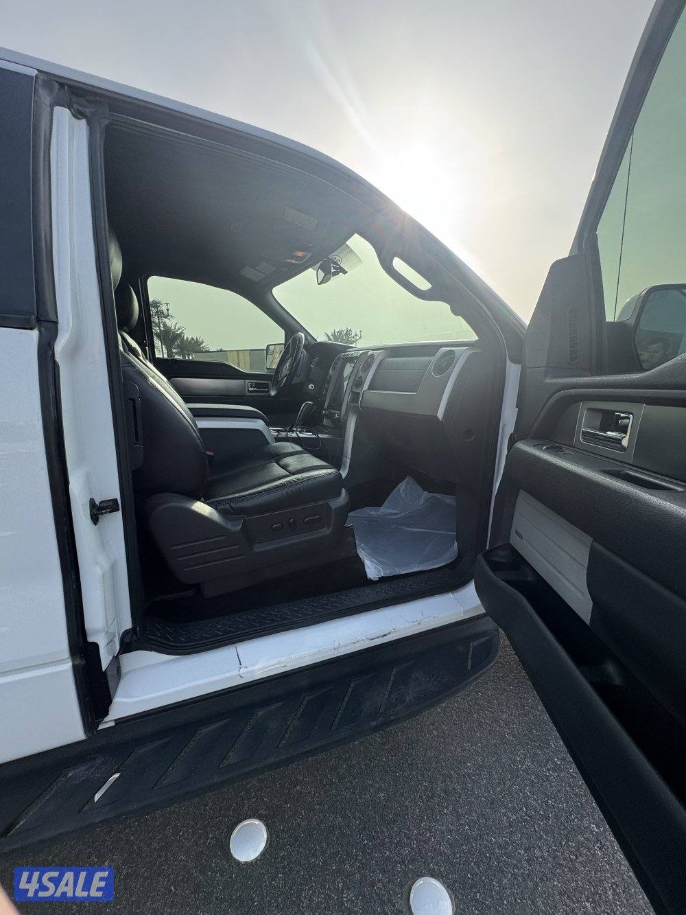 رابتر svt 2013 ماشي 131 الف9