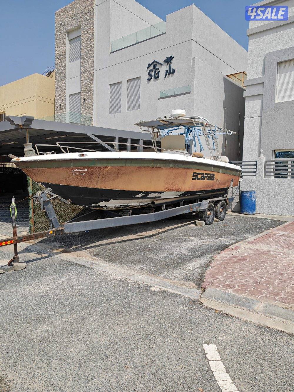 للبيع طراد سكراب 31 قدم امريكي موديل 19851