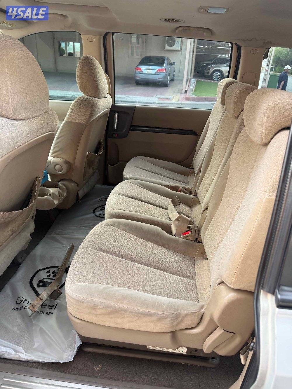 كرنفال ٢٠١٣ ماشي ٣٤٠ الف بحاله جيده جدا3