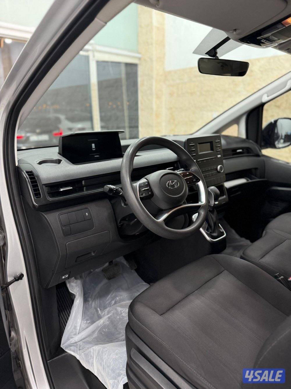 للبيع هيونداي ستاريا 20224