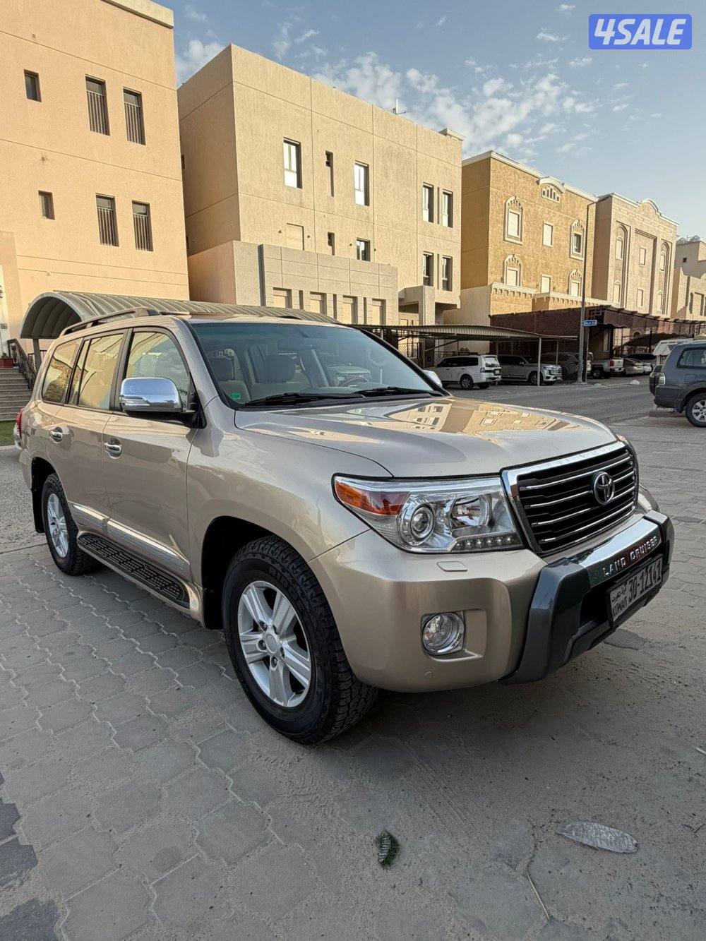 لاند كروزر 2013 GXR وارد الساير2