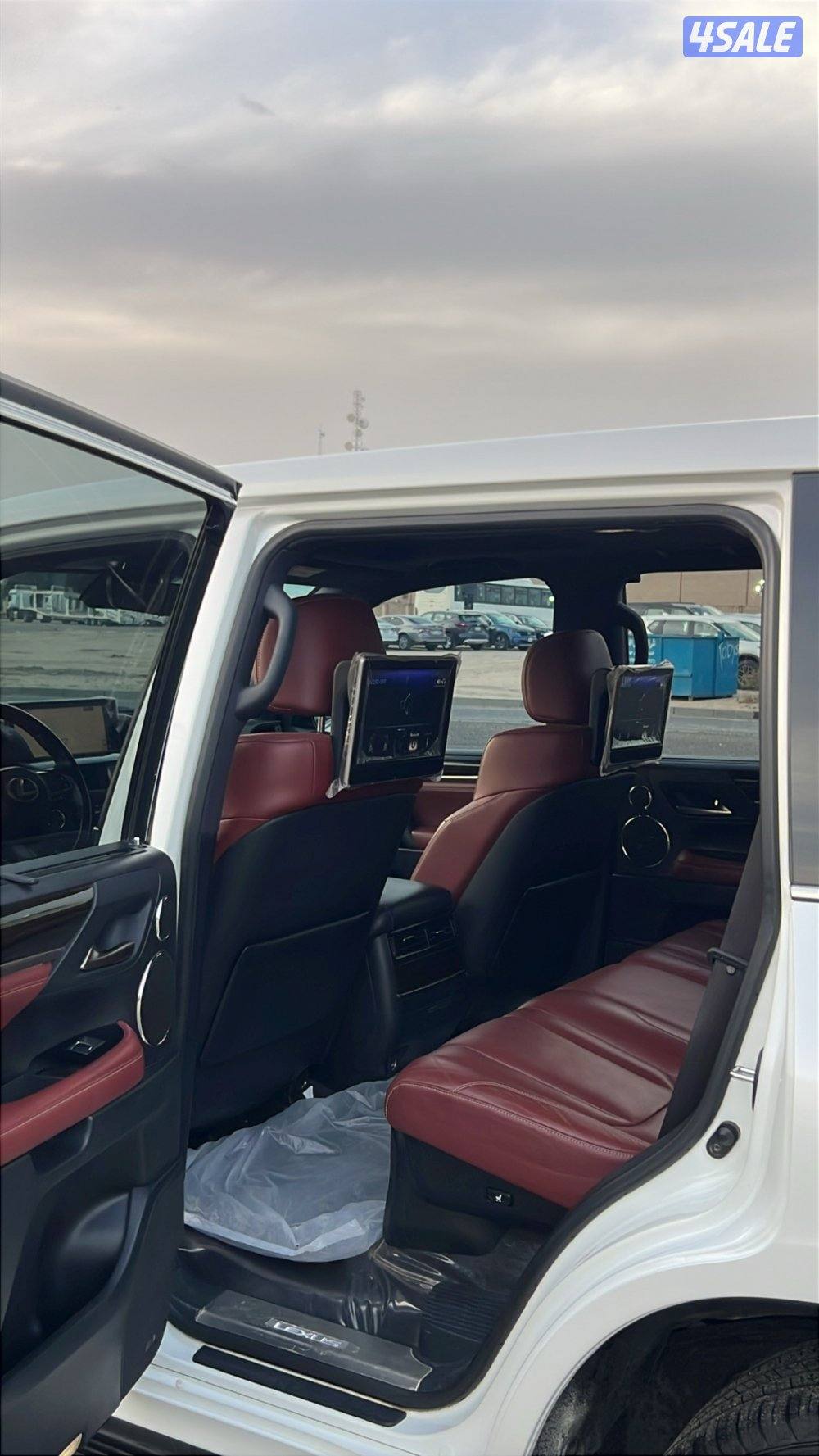 للبيع لكزس2016وارد قطر10