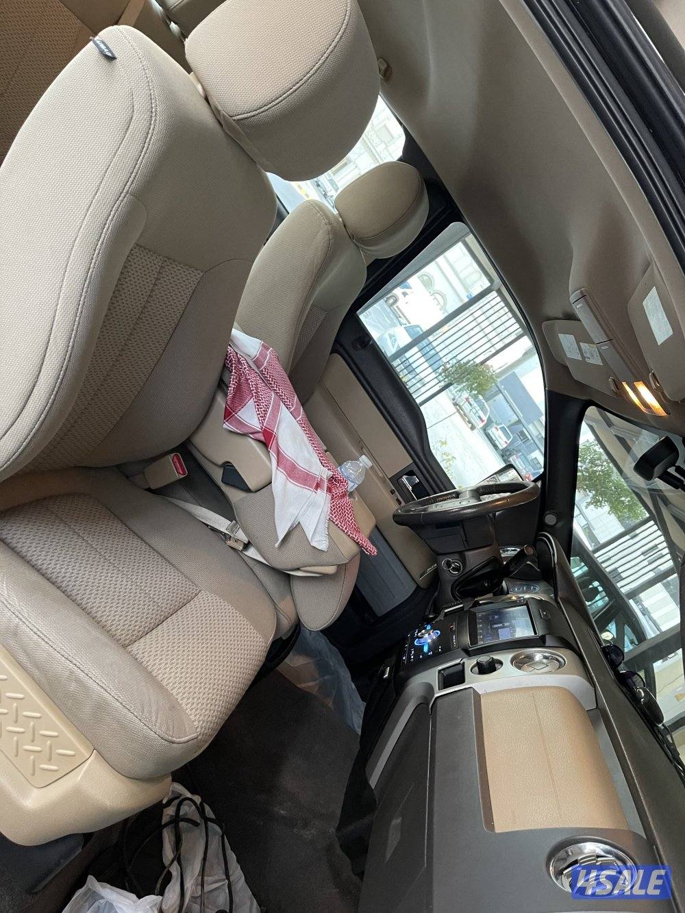 للبيع وانيت F150 كيبنه ونص موديل  2013  8 سلندر سته غيار  شرط الفحص9