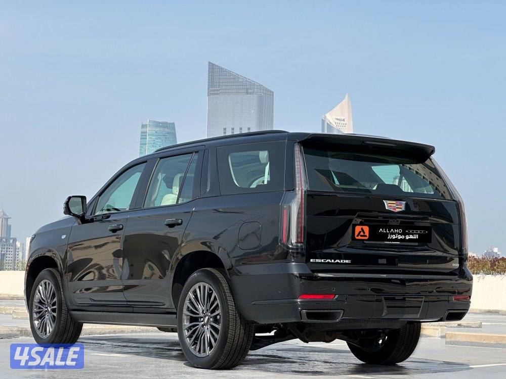 اسكاليدPLATINUM SPORT موديل2025 عداد1700كيلو الغانم تحت الكفاله4