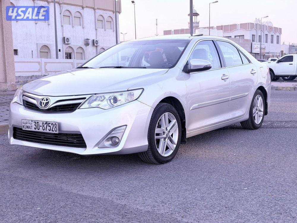 كامري GLX 2015 المالك الاول بحاله ممتازه1