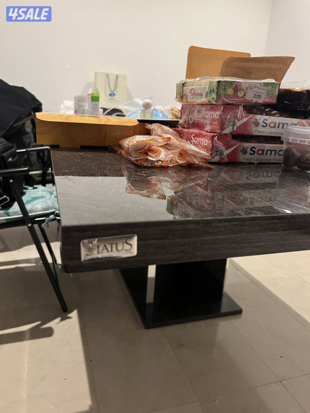 طاولة سفرة بدون كراسي ايطالي الصنع ١١٥ سم * ٢٥٠ سم0