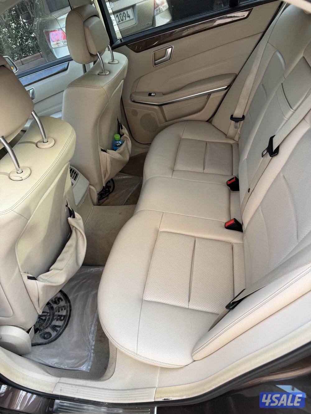 للبيع مرسيدس E 2006