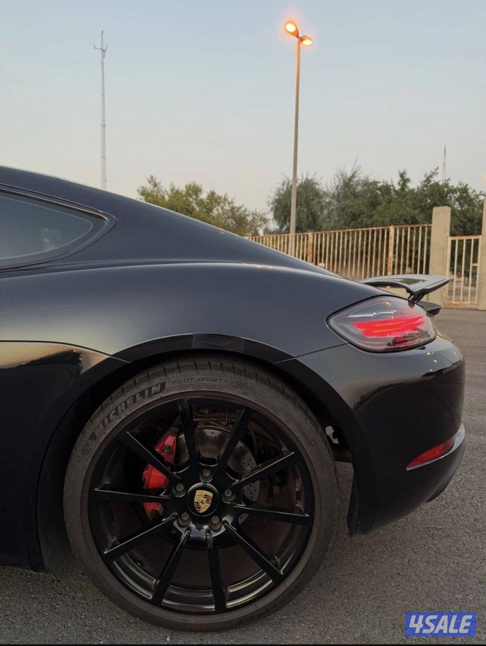 بورش كايمن 7182