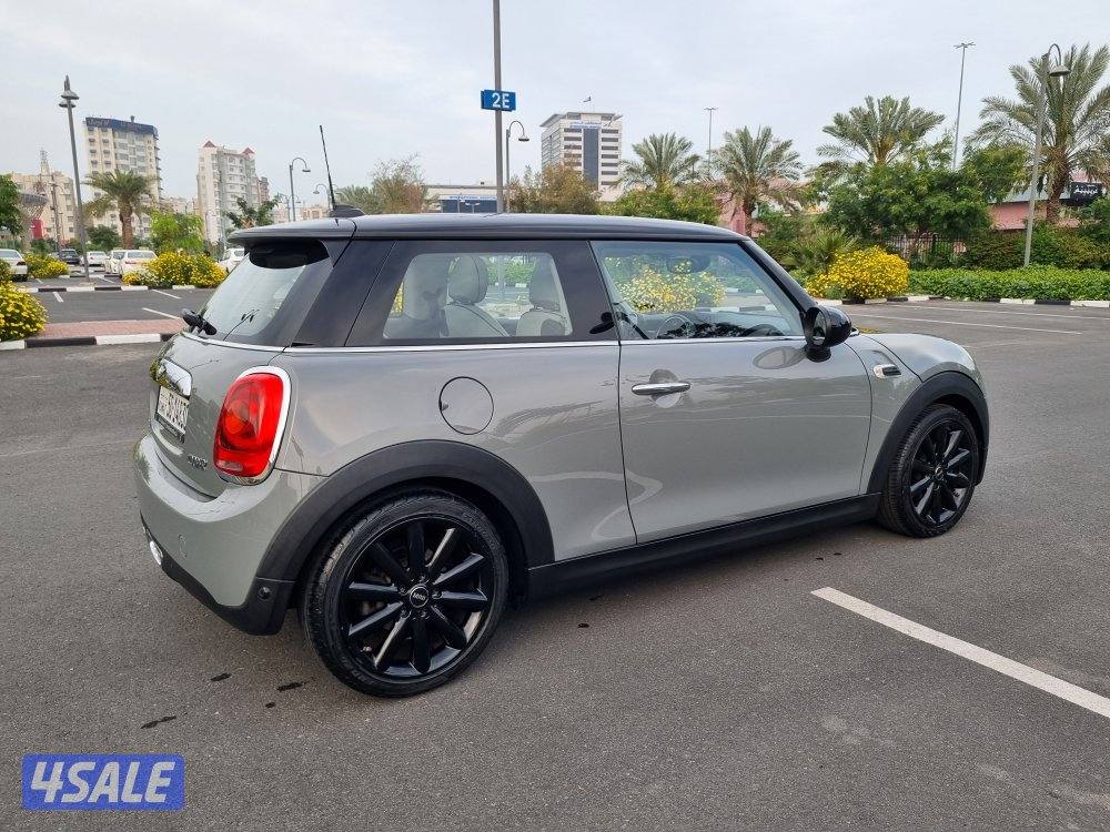 ميني كوبر موديل  2017 وكالة الغانم عداد 394