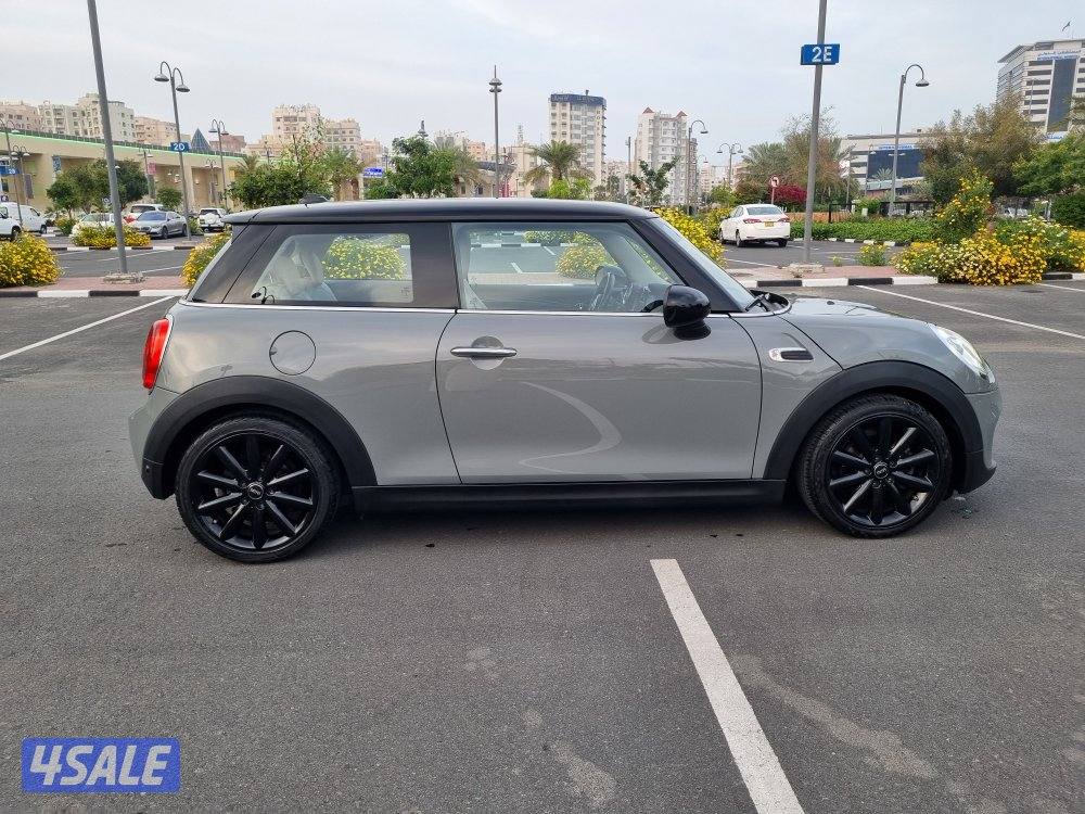 ميني كوبر موديل  2017 وكالة الغانم عداد 395