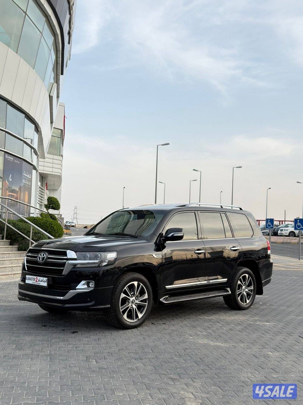 لاند كروزر GXR جراند تورنق. موديل 20201