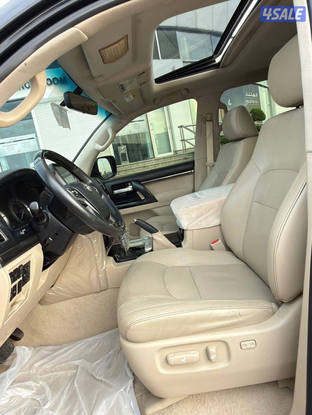 لاند كروزر GXR جراند تورنق. موديل 20208