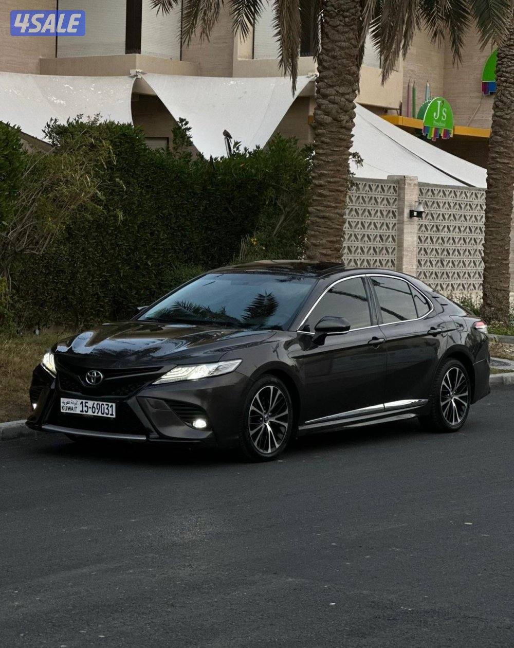 للبيع كامري سبورت v6 موديل 20180