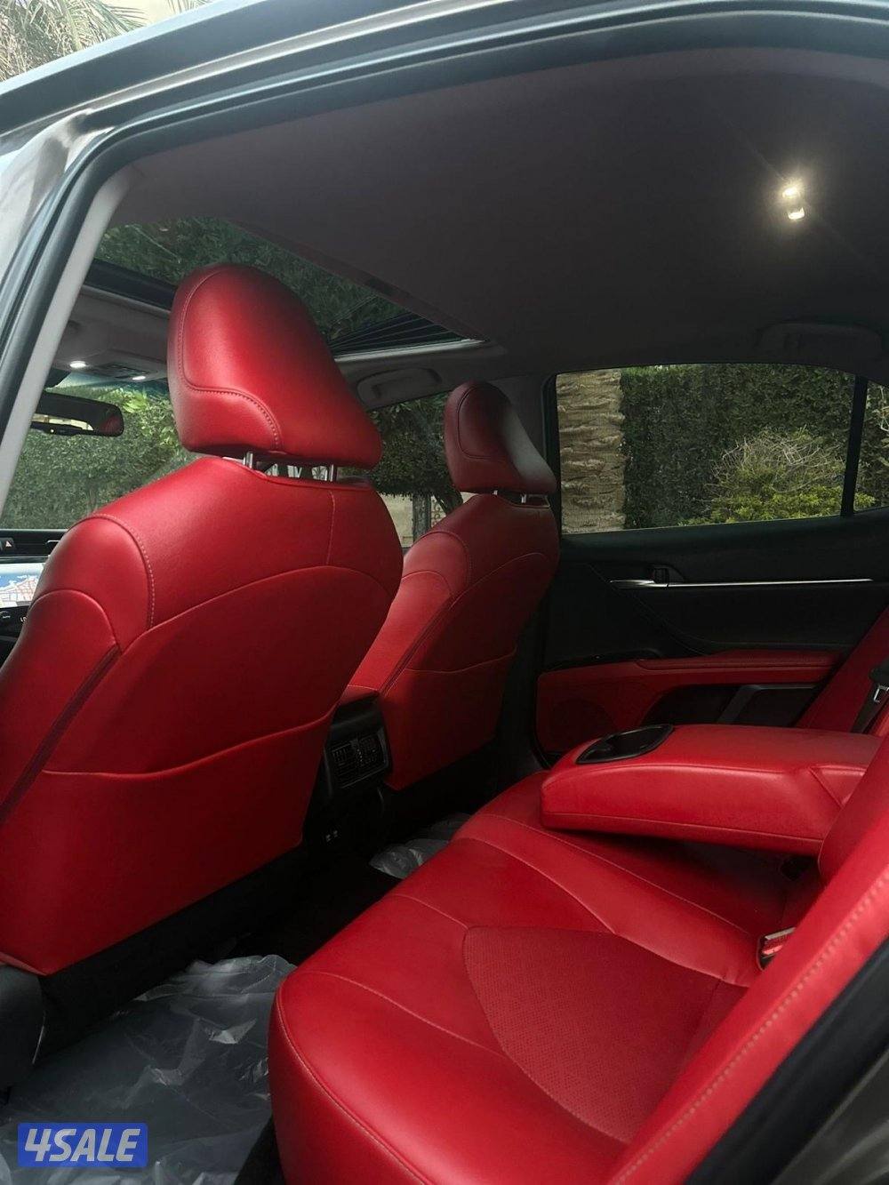 للبيع كامري سبورت v6 موديل 201810