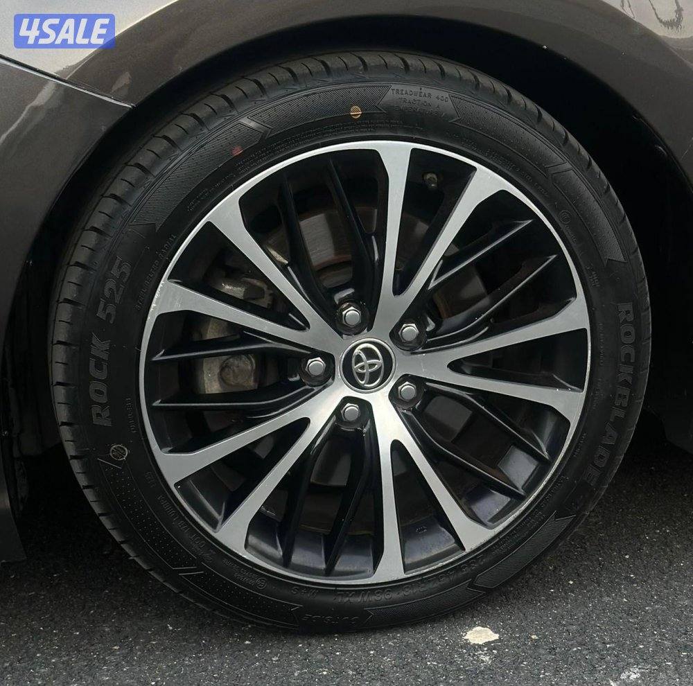 للبيع كامري سبورت v6 موديل 201811