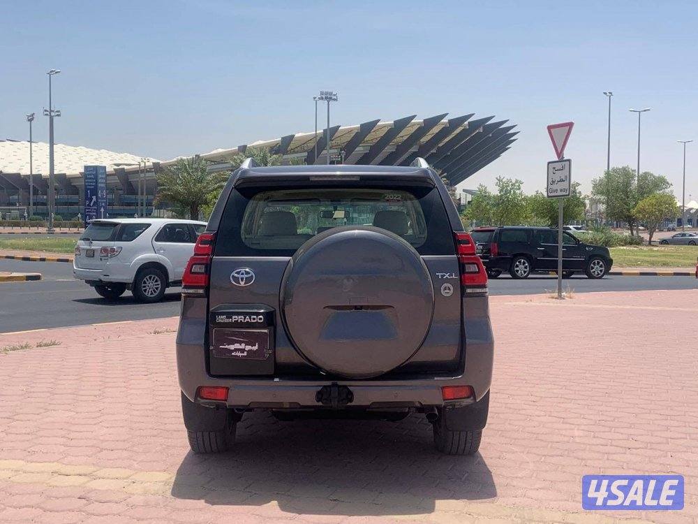 للبيع برادوTXL 2022صبغ الوكاله3