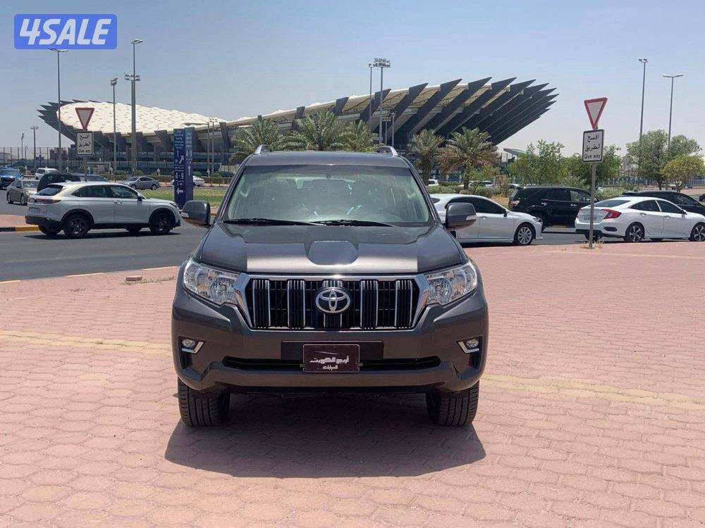 للبيع برادوTXL 2022صبغ الوكاله6