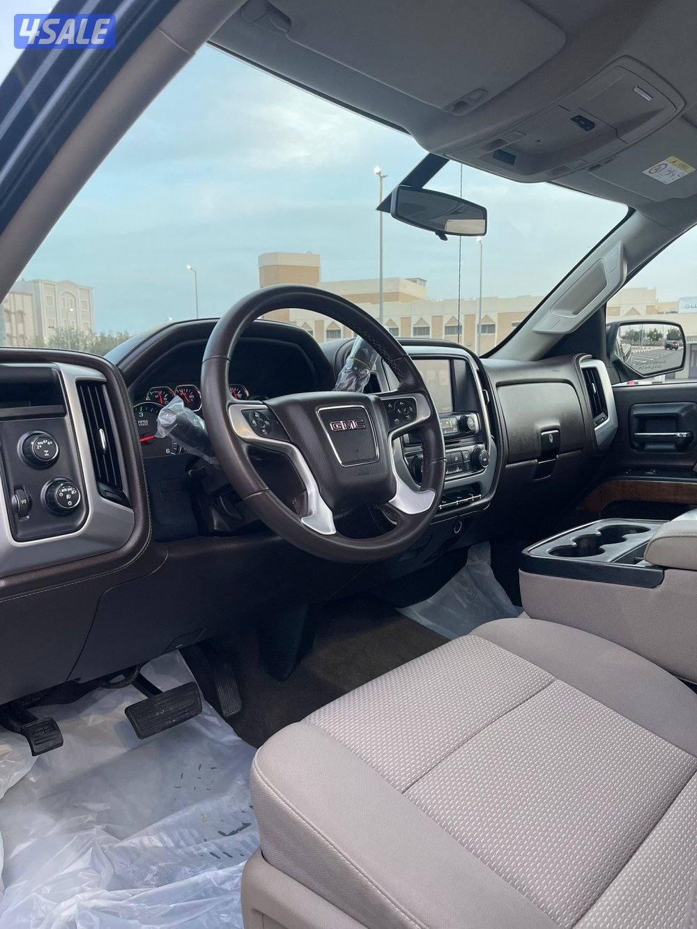 اللبيع وانيت سيرا دبل قير موديل ٢٠١٨ صبغ الوكاله ماعده قطعه ماشي ١٠٥4