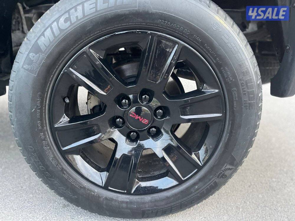 اللبيع وانيت سيرا دبل قير موديل ٢٠١٨ صبغ الوكاله ماعده قطعه ماشي ١٠٥6