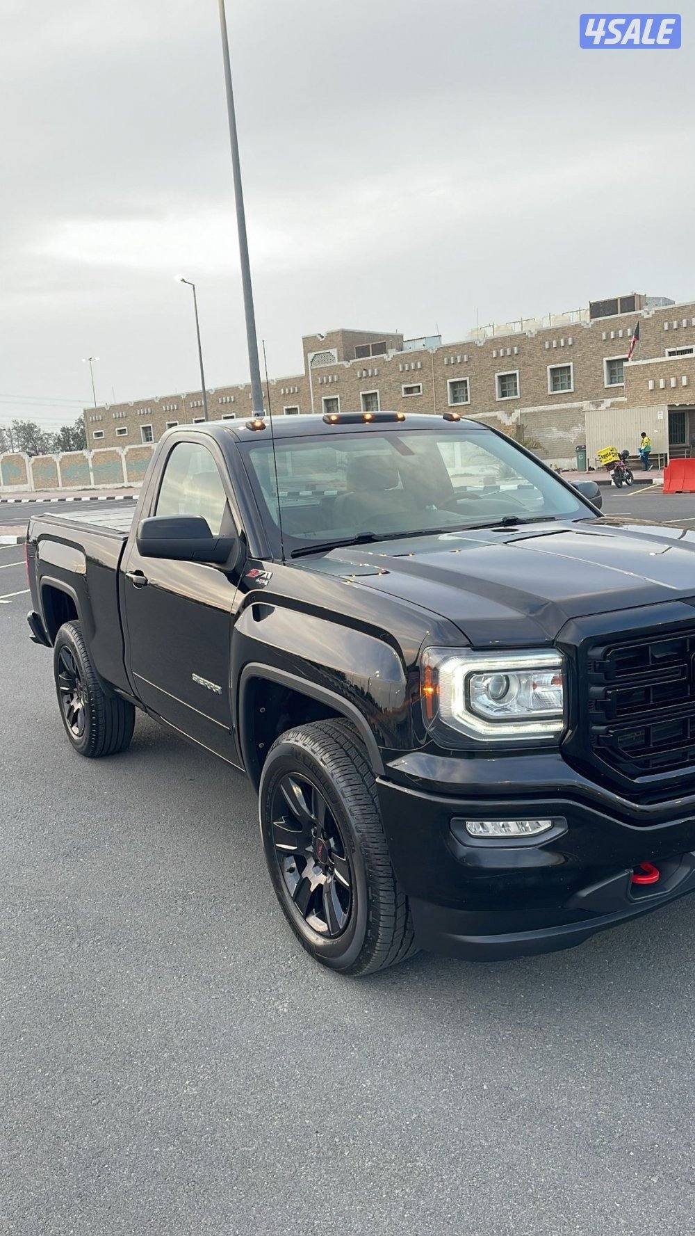 اللبيع وانيت سيرا دبل قير موديل ٢٠١٨ صبغ الوكاله ماعده قطعه ماشي ١٠٥7