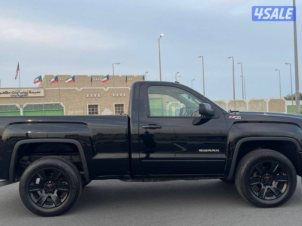 اللبيع وانيت سيرا دبل قير موديل ٢٠١٨ صبغ الوكاله ماعده قطعه ماشي ١٠٥8