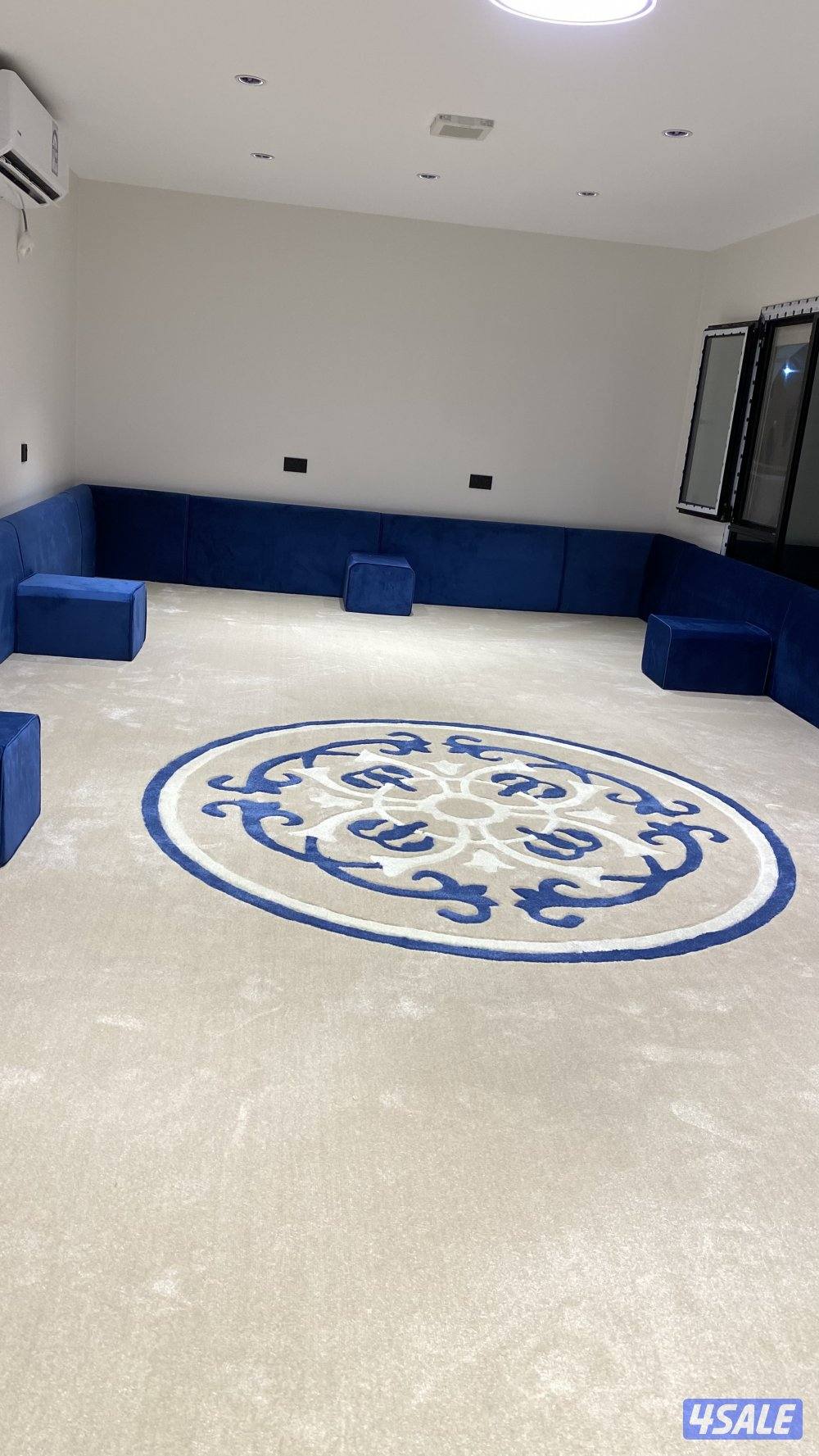 عالم الاثاث:سجاد وستائر وكنب3