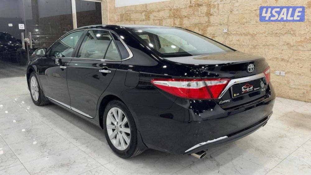 للبيع  كامري. 2017  عداد ٦٢الف2