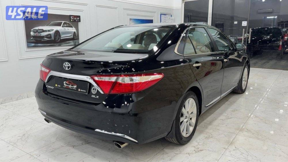 للبيع  كامري. 2017  عداد ٦٢الف3