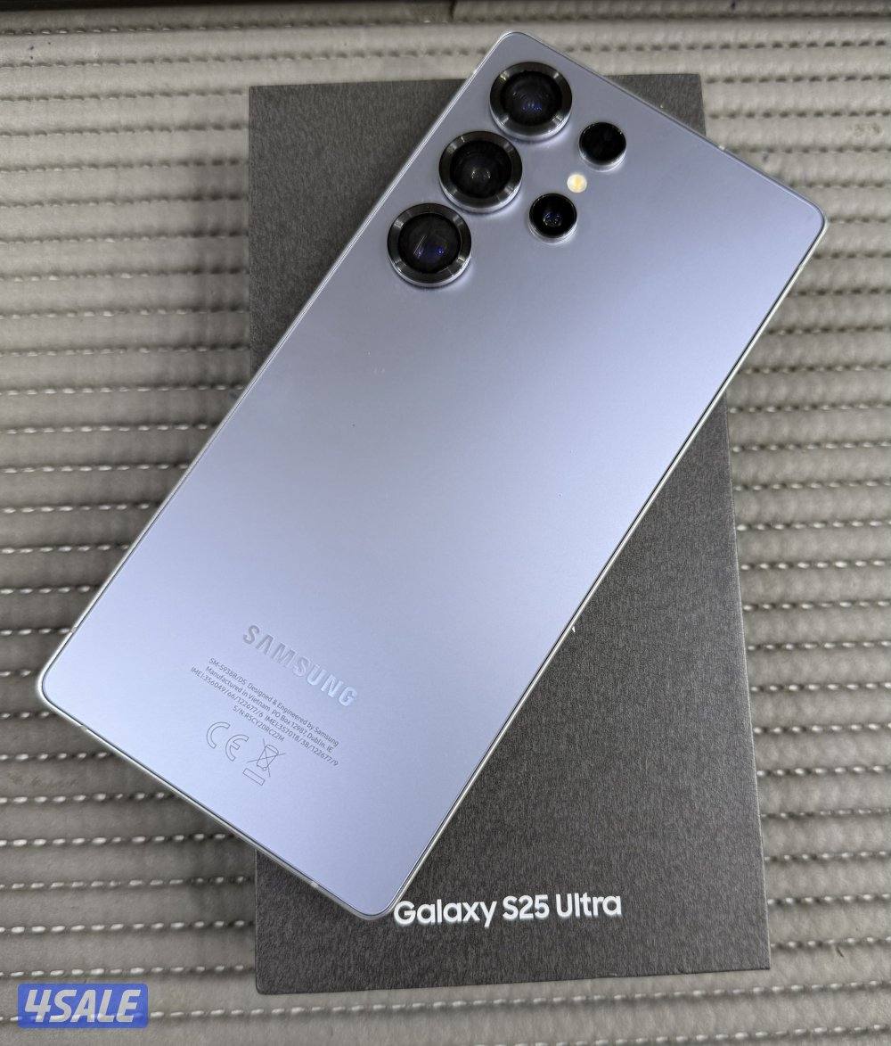 Samsung Galaxy S25Ultra 512GB Silver Blue Used.3