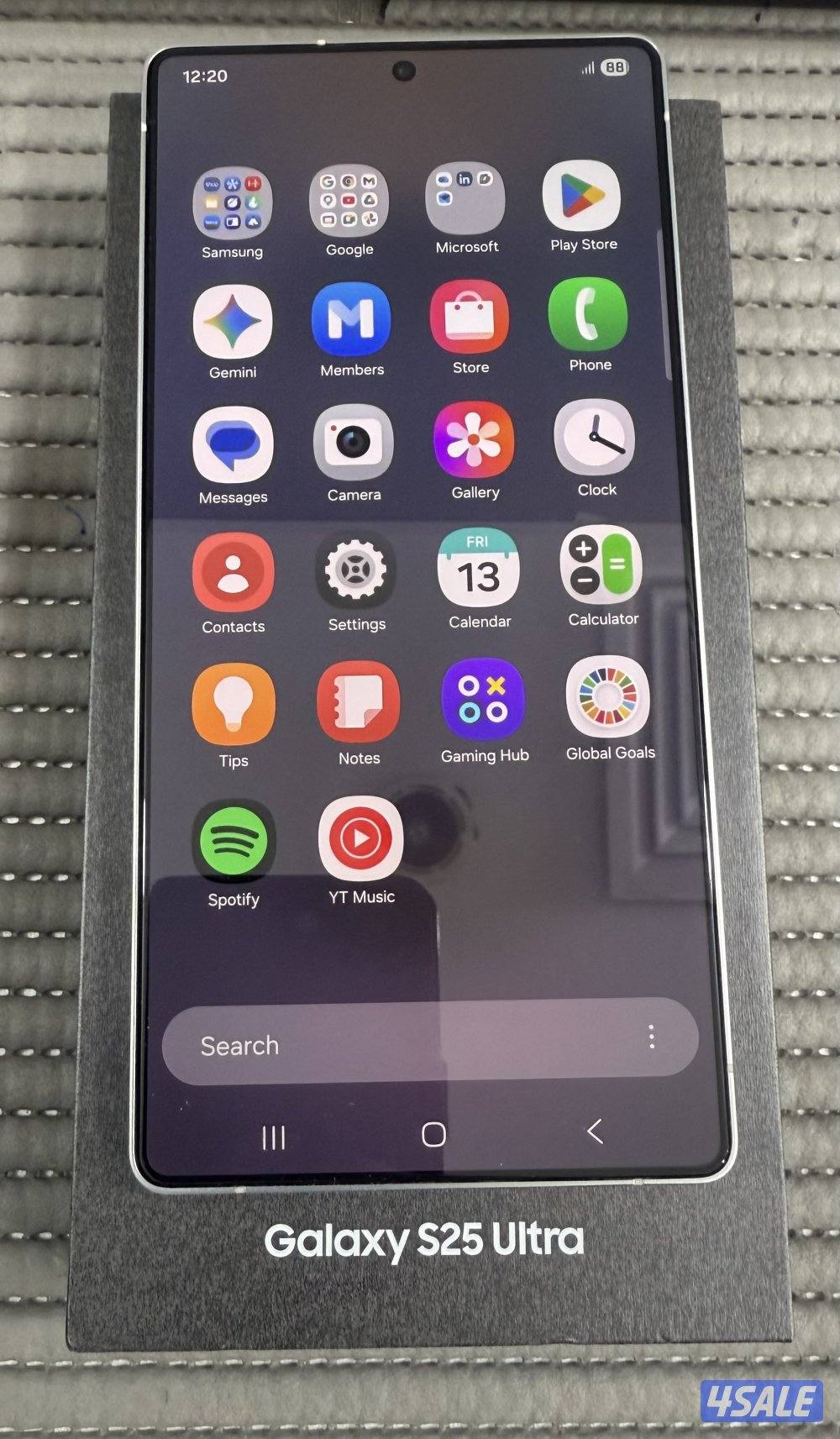 Samsung Galaxy S25Ultra 512GB Silver Blue Used.4