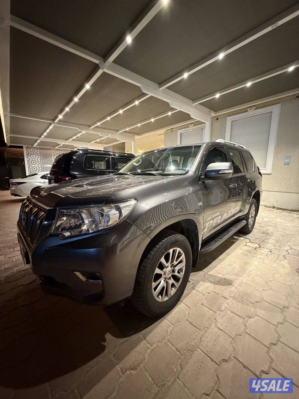 برادو txl 2019 صبغ الوكاله ماعدا الدبه تجميلي ممشى ٩٣ الف0