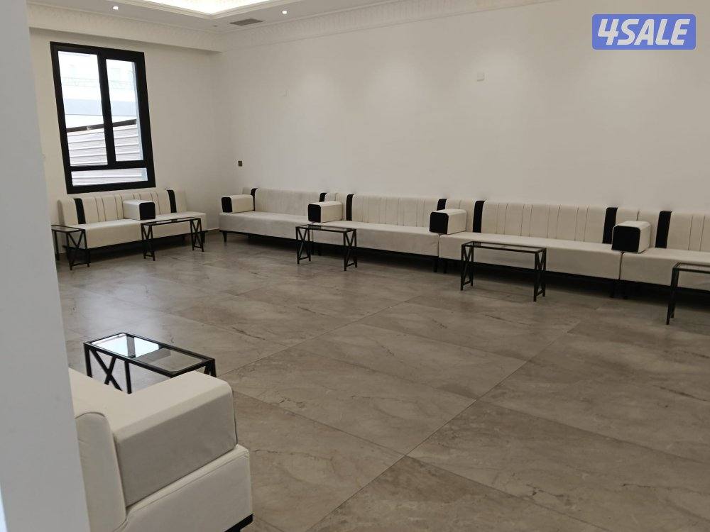 تأجير كراسي وطاولات غنفات مكيفات زينه ضيافة رجال و نساء تسكير افوايت8