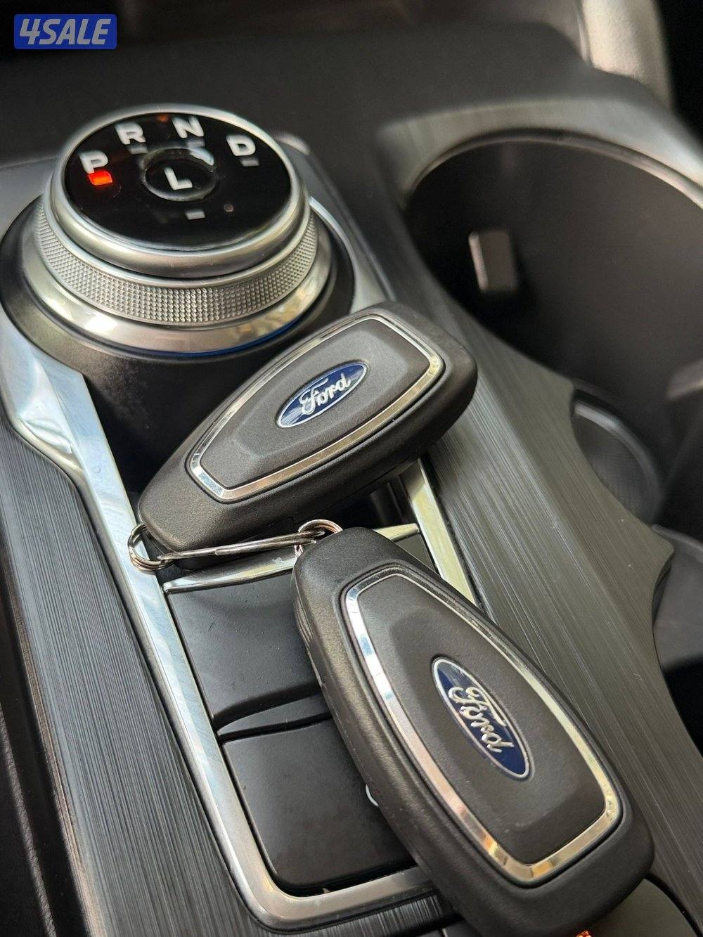 فورد _ آسكيب _ الغانم _ ماشي 50 _ موديل _ 20218