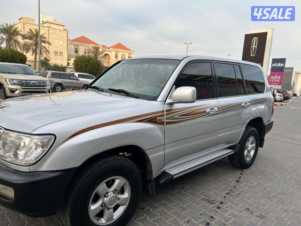 للبيع. كامري موديل ٢٠٢٥ ماشي٦٠٠٠ كامل المواصفات فحص مكينه قير شاصي7