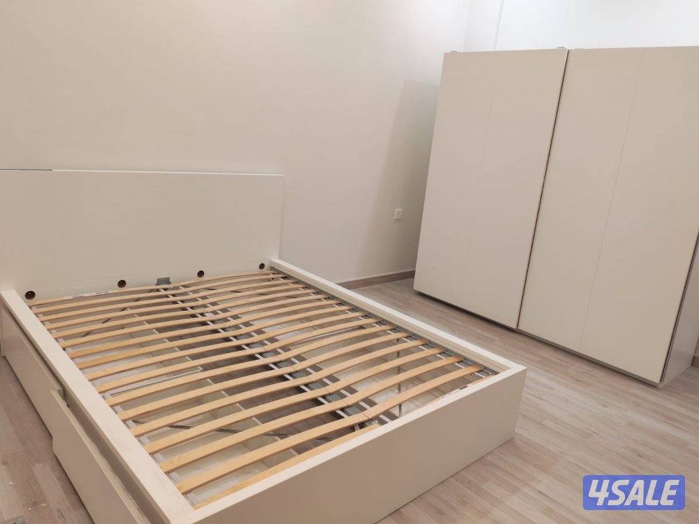 Ikea Bed frame + bed side table                           Bed =160*2001