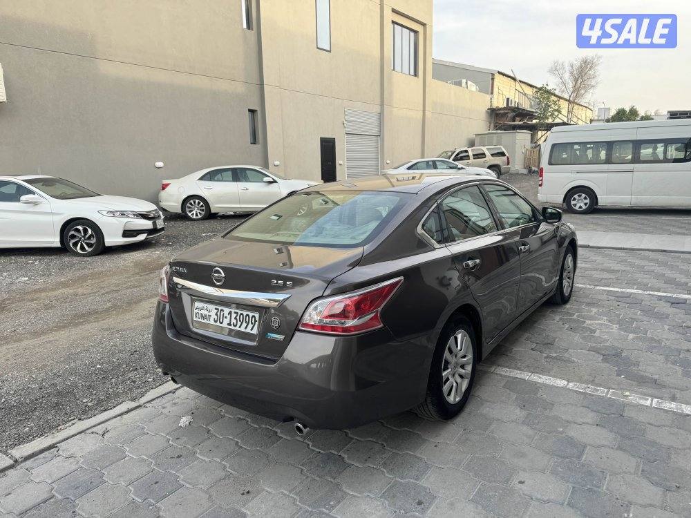 للبيع التيما موديل 2013 بحالة الوكاله4