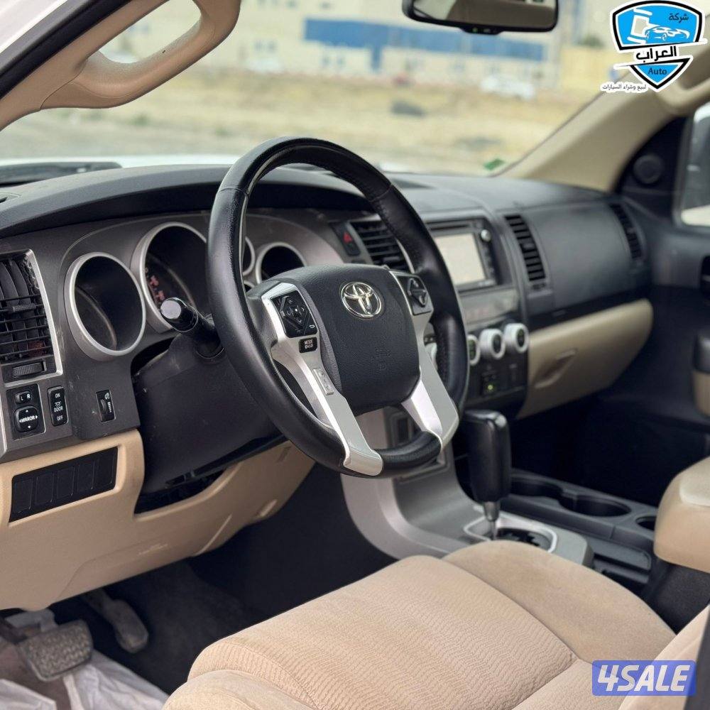 تويوتا سكويا 20165