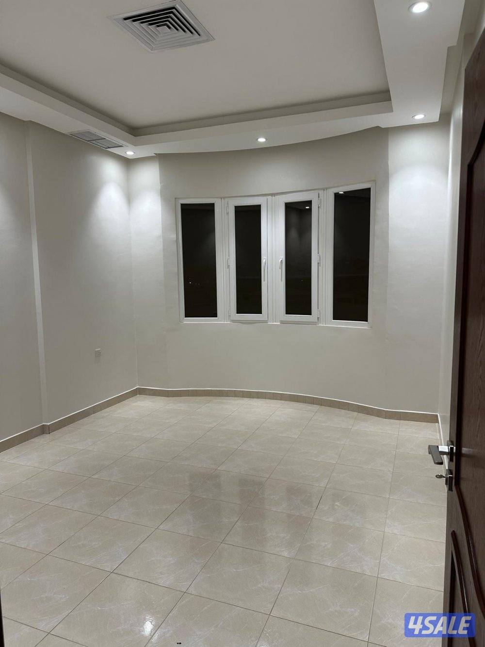 متوفر لدينا شقق بيوت قسايم في جميع مناطق الجهراء0