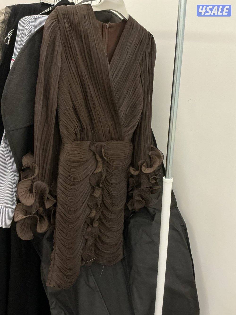 نفنوف بني جديد نظيف لبسه وحده0