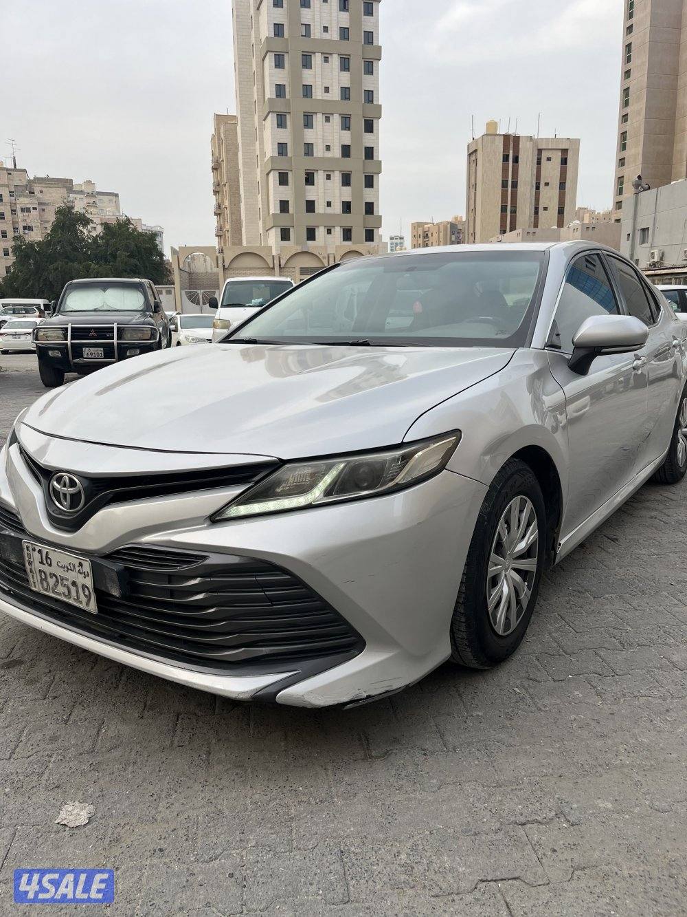 تويوتا كامري بحاله جيده جداً4