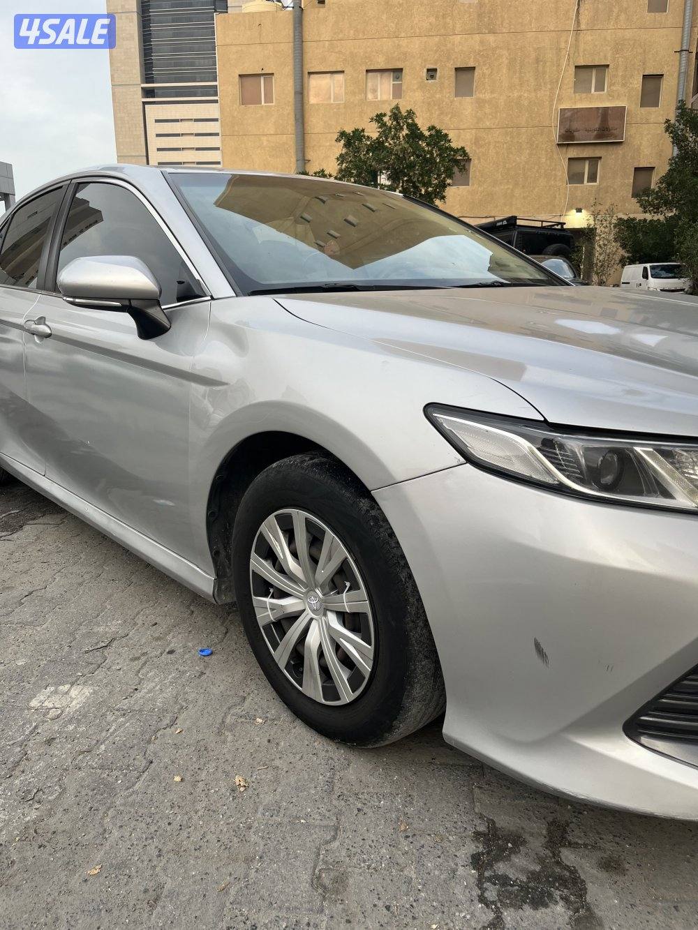 تويوتا كامري بحاله جيده جداً9