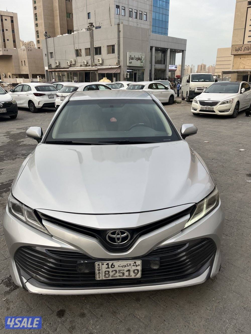 تويوتا كامري بحاله جيده جداً15